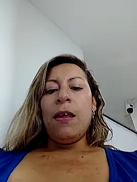 Katalina_S3xy's cam snapshot