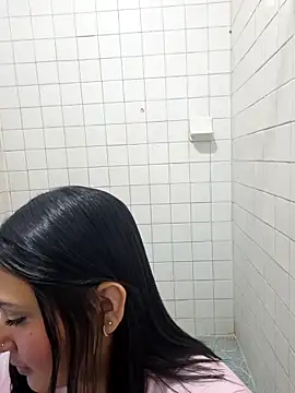 angel_ponce's cam snapshot