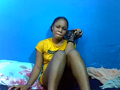 BlondieBitch's cam snapshot