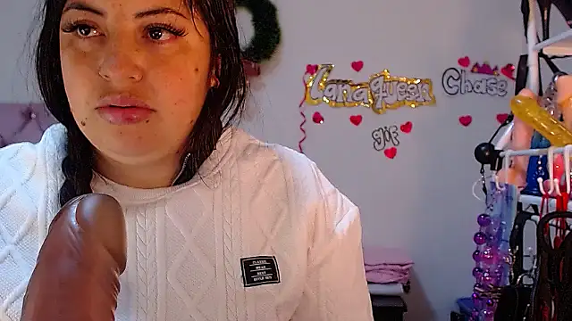 lanaqueen699 live sex cam