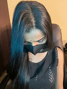 its_ur_flora's cam snapshot