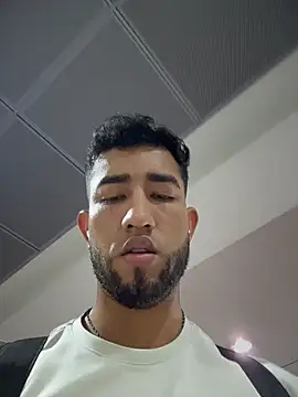 liam_bronw's cam snapshot