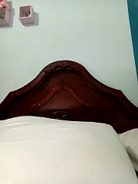 lunanataly's cam snapshot