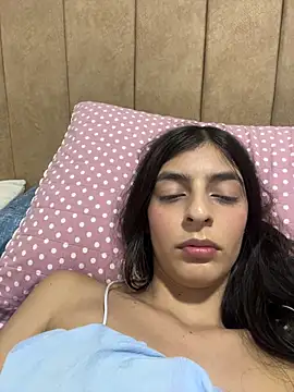 cristel_17's cam snapshot