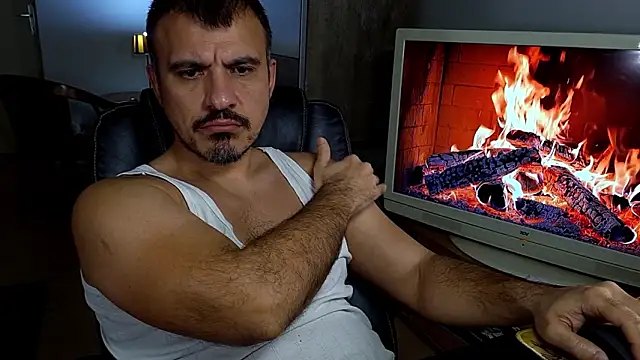 officeman7's cam snapshot