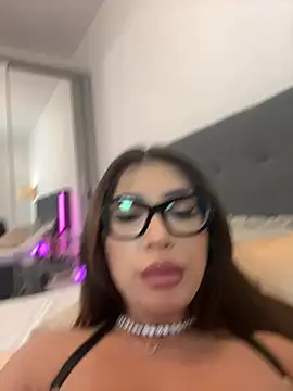 amaaray's cam snapshot