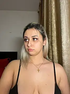 Kylie_One's cam snapshot