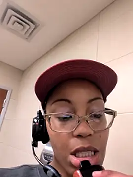 Synfulsymone9's cam snapshot