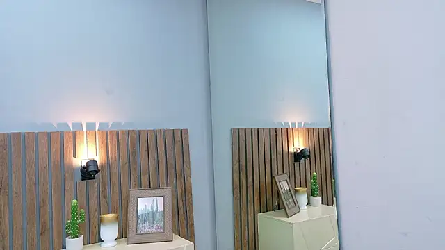 Mia_Bellefort's cam snapshot