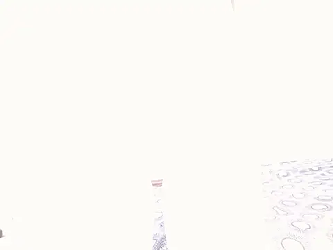 MinnieBee101's cam snapshot