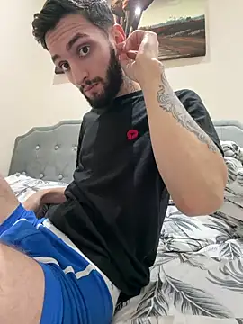 Juliann69Ramiro live sex cam