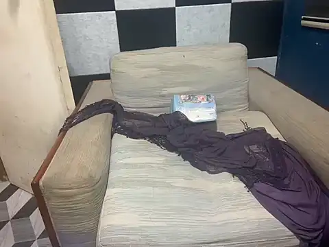 asian-doll live sex cam