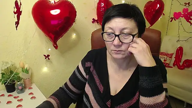 EmilyL0ve's cam snapshot