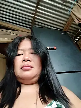 Lovelywoman43's cam snapshot