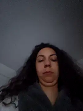 naughty69curls's cam snapshot