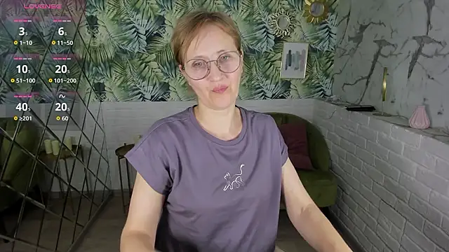 Paris_Cherry's cam snapshot