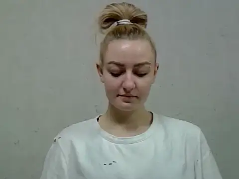 KelGrov2's cam snapshot