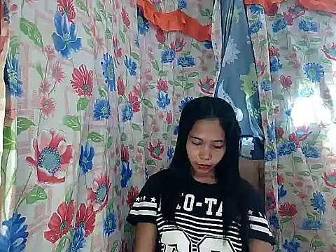 PinaySkinnyGirl's cam snapshot