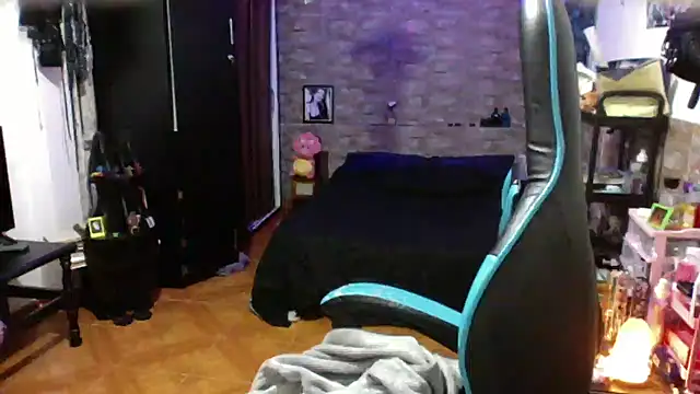 AngelaQueen_'s cam snapshot