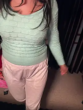 Lucky_Flora's cam snapshot