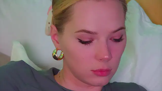 GentleRossi's cam snapshot