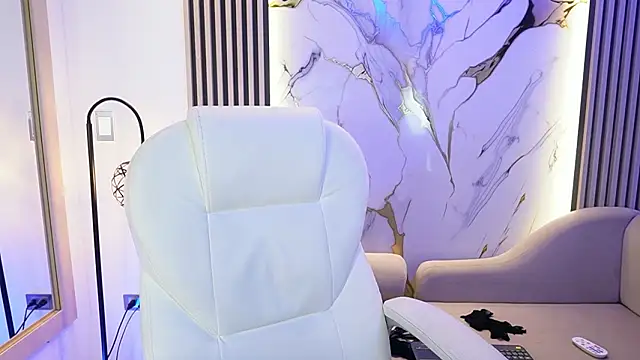 Emma_Walkerr_'s cam snapshot