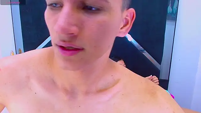 Sophi_and_Jack live sex cam