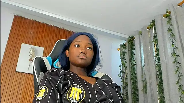 Evaa_18's cam snapshot