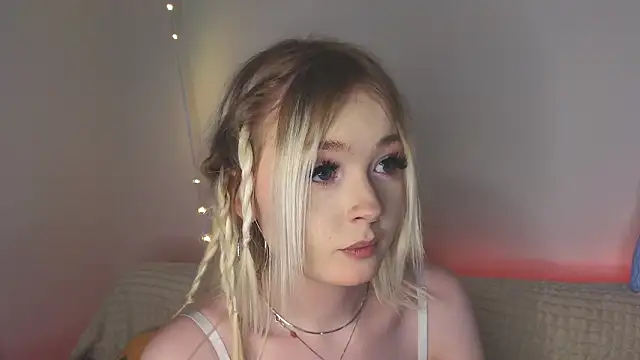 minigirl's cam snapshot