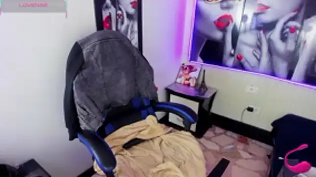 Charis_21's cam snapshot