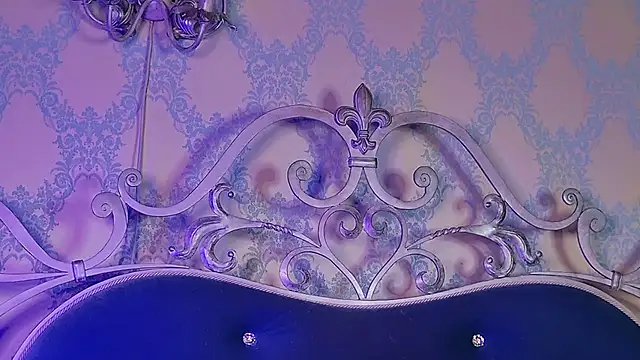 BECKI_VRES's cam snapshot