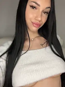 ilariea_girl live sex cam