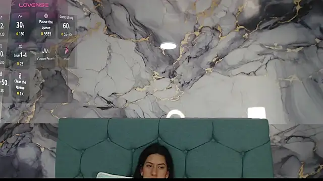 RoseeLuna's cam snapshot