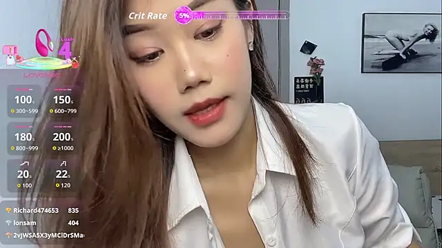 Bella-LL live sex cam