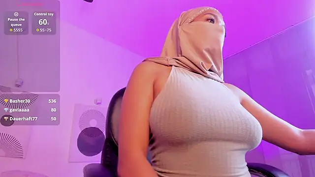 Yuli_arabic's cam snapshot