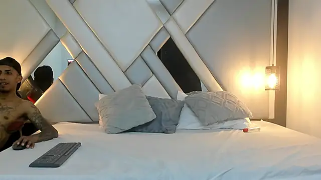 FOREVERWILD_VC's cam snapshot