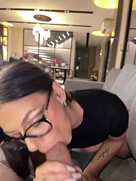 SexOnMyLvL's cam snapshot