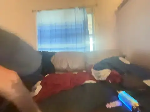 ThrowedWorldWide's cam snapshot