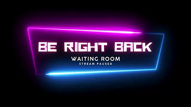 ScarlettAndTom's cam snapshot