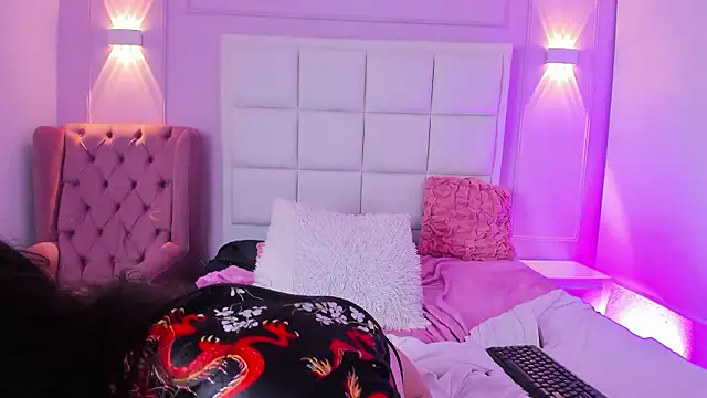 Bella_Sumers's cam snapshot