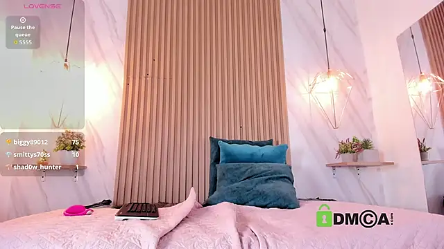 lia_harper_'s cam snapshot