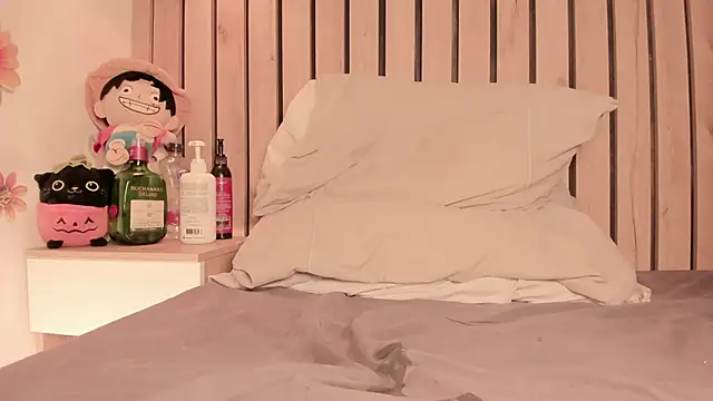 sofiesoft live sex cam