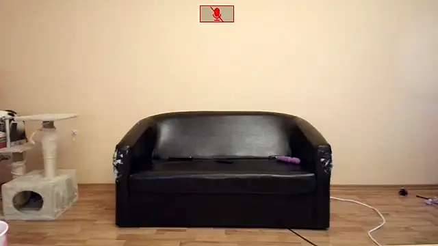 Cypela's cam snapshot