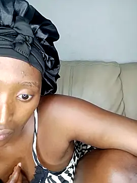 MISS-ENTITLED's cam snapshot