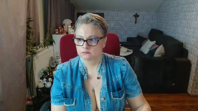 bigtits4you's cam snapshot