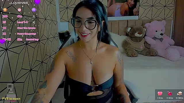 vane_lopez_'s cam snapshot