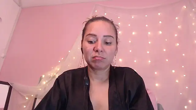 camila_delarosa's cam snapshot