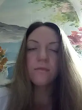 KattyLuuu's cam snapshot