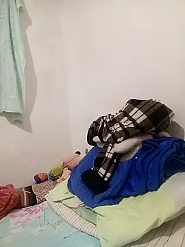 yaneth_'s cam snapshot