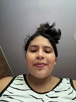 moncerrat_luna live sex cam